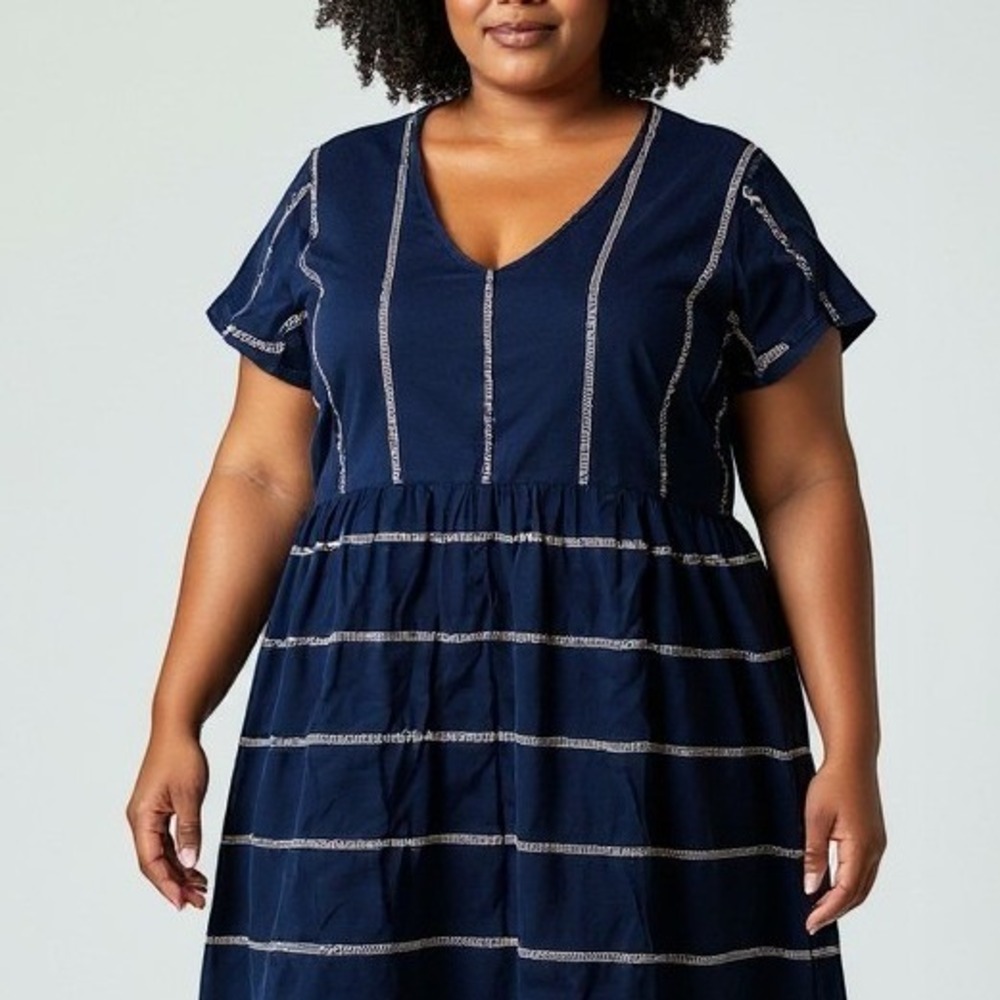 Old Navy Black Cotton Embroidered Short Sleeve Swing Dress Size XXL